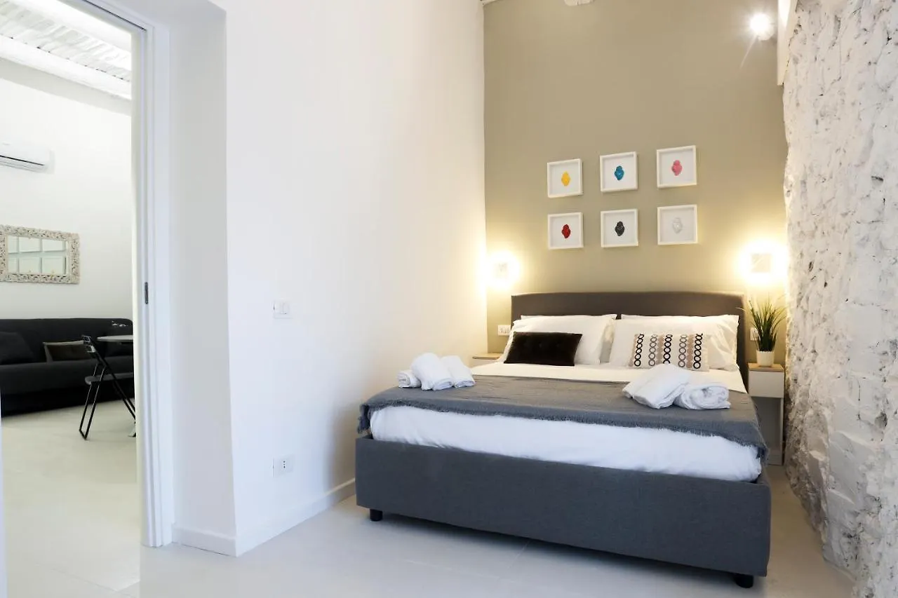 Suite I Miracoli Central Apartment Naples 0*,  Italy